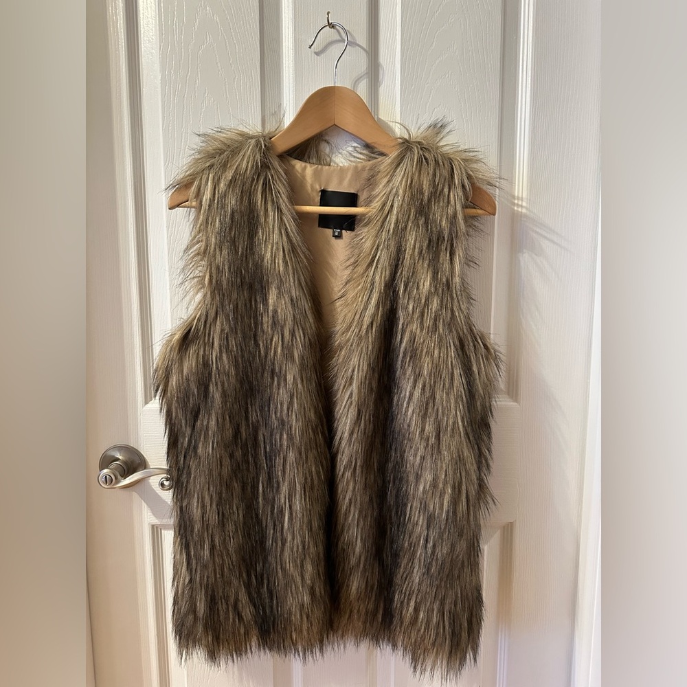 Dynamite Faux Fur Vest in Brown and Cream